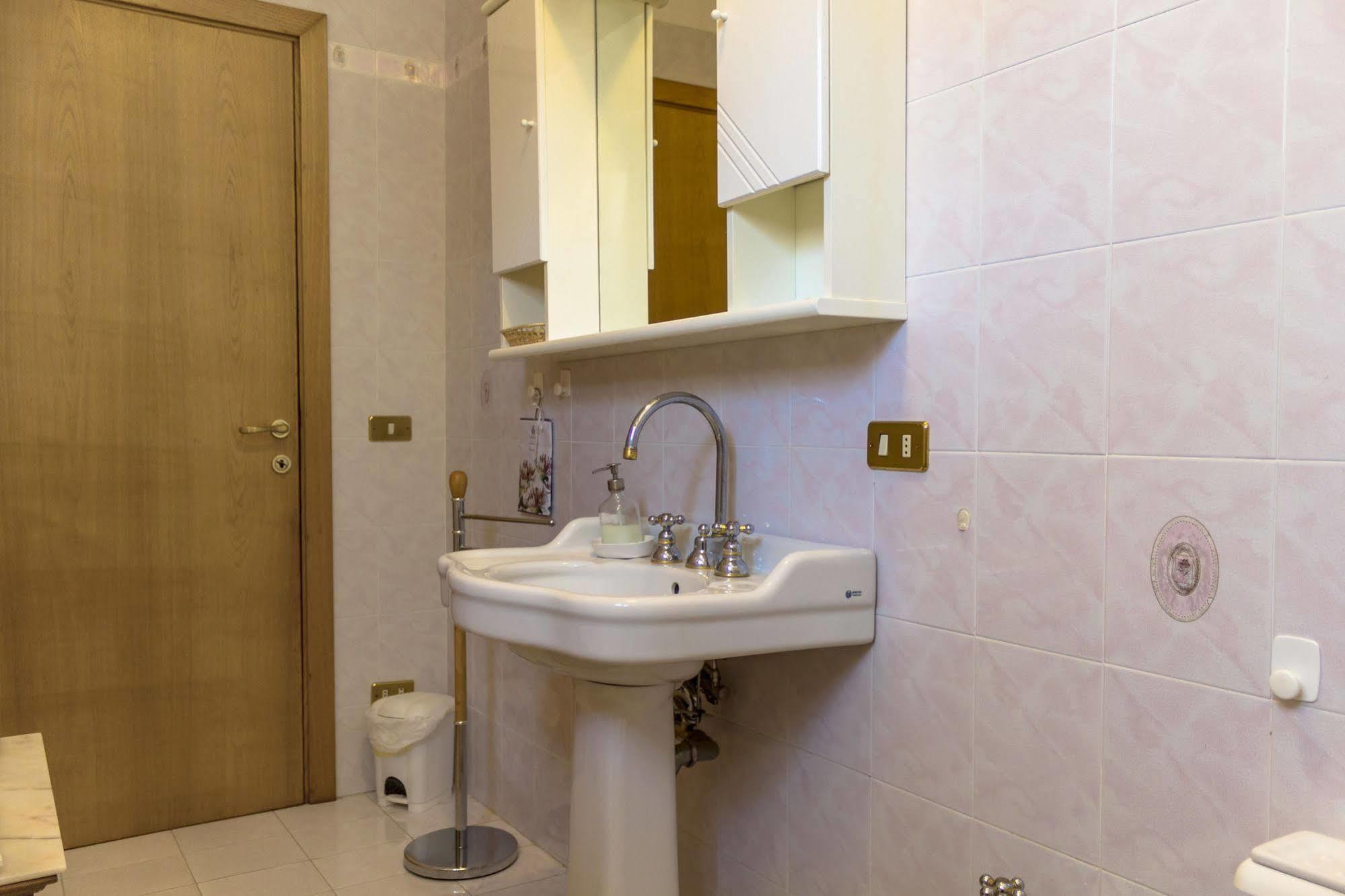 Bed and Breakfast Le Monachette Ascoli Piceno Exterior foto